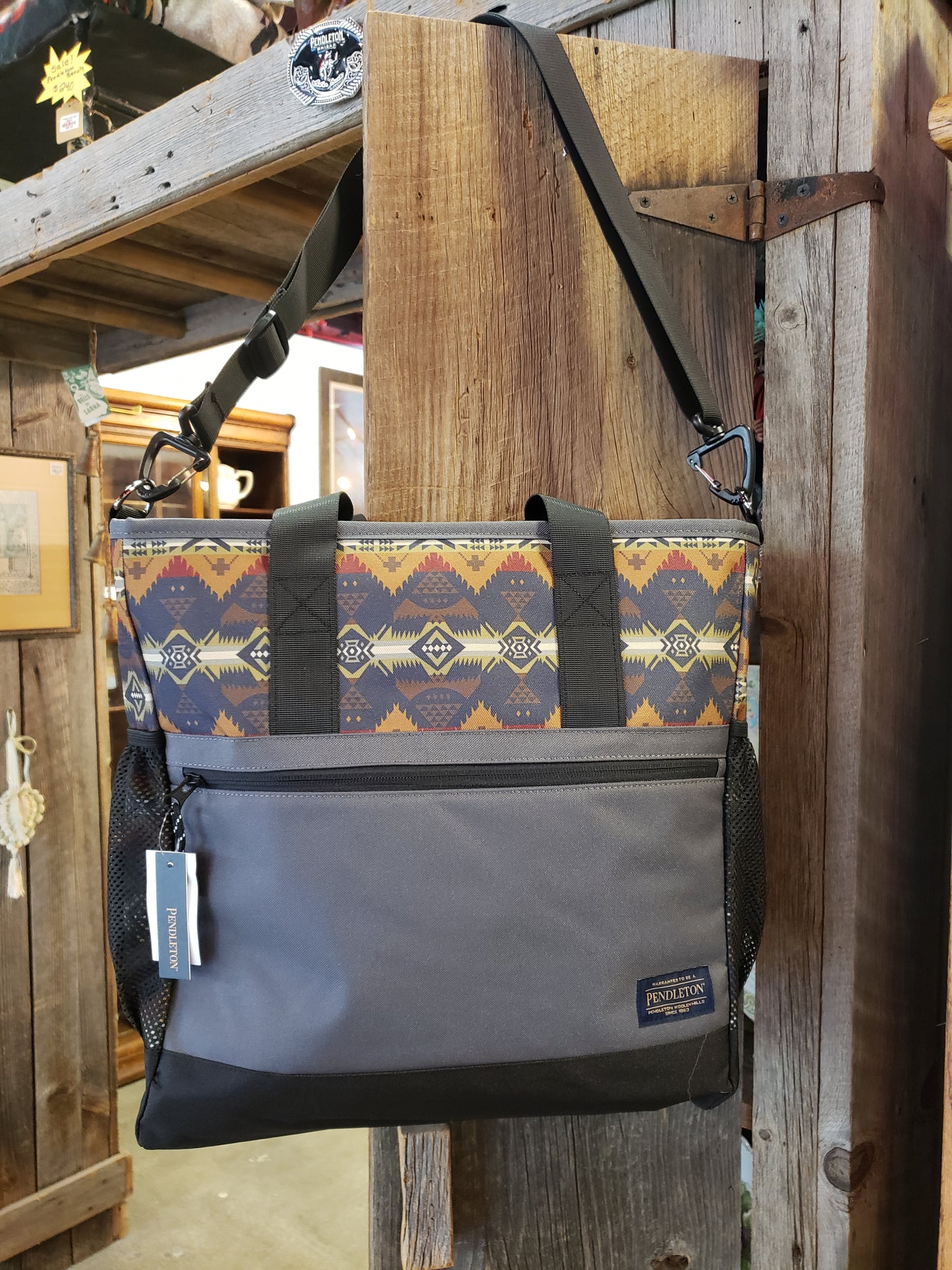 Pendleton Carryall Tote in the Nehalem Gray pattern