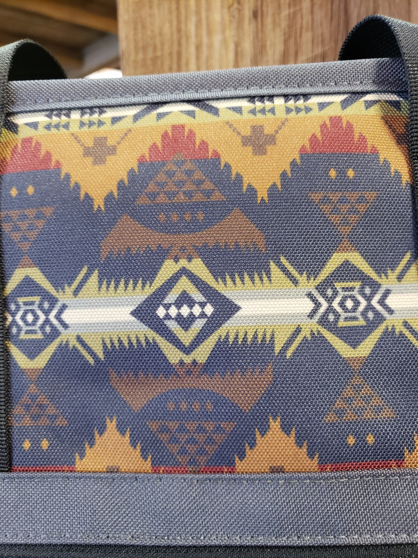 Pendleton Carryall Tote in the Nehalem Gray pattern