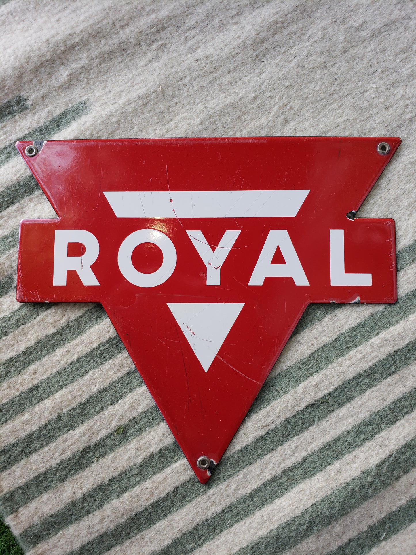 1950s Royal Conoco gas pump plate