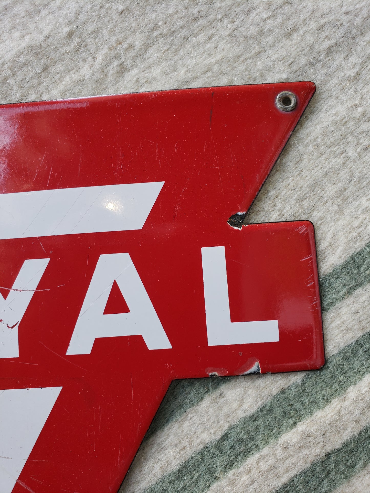 1950s Royal Conoco gas pump plate