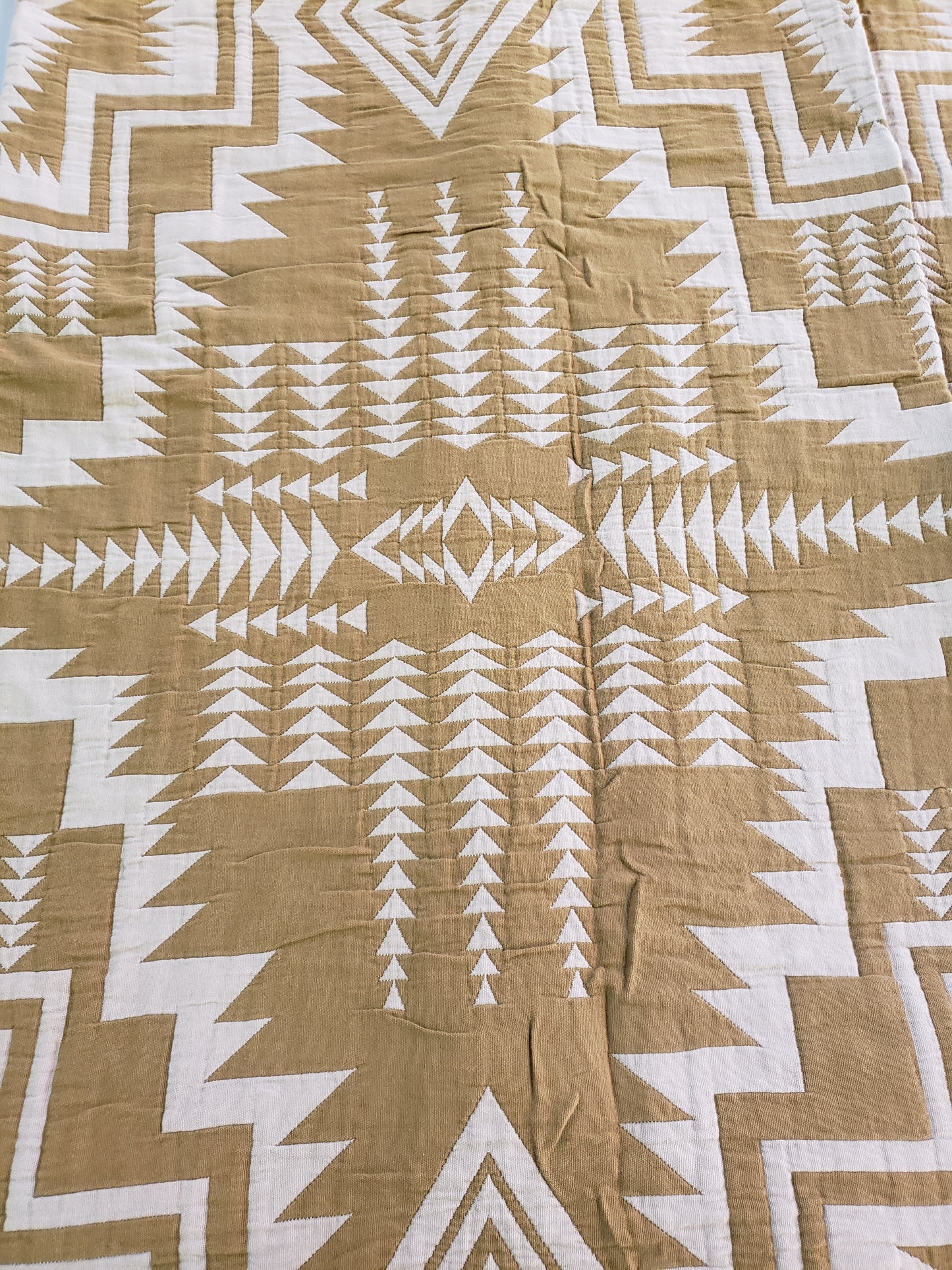 Pendleton Matelasse KING Blanket in Harding Star Ochre