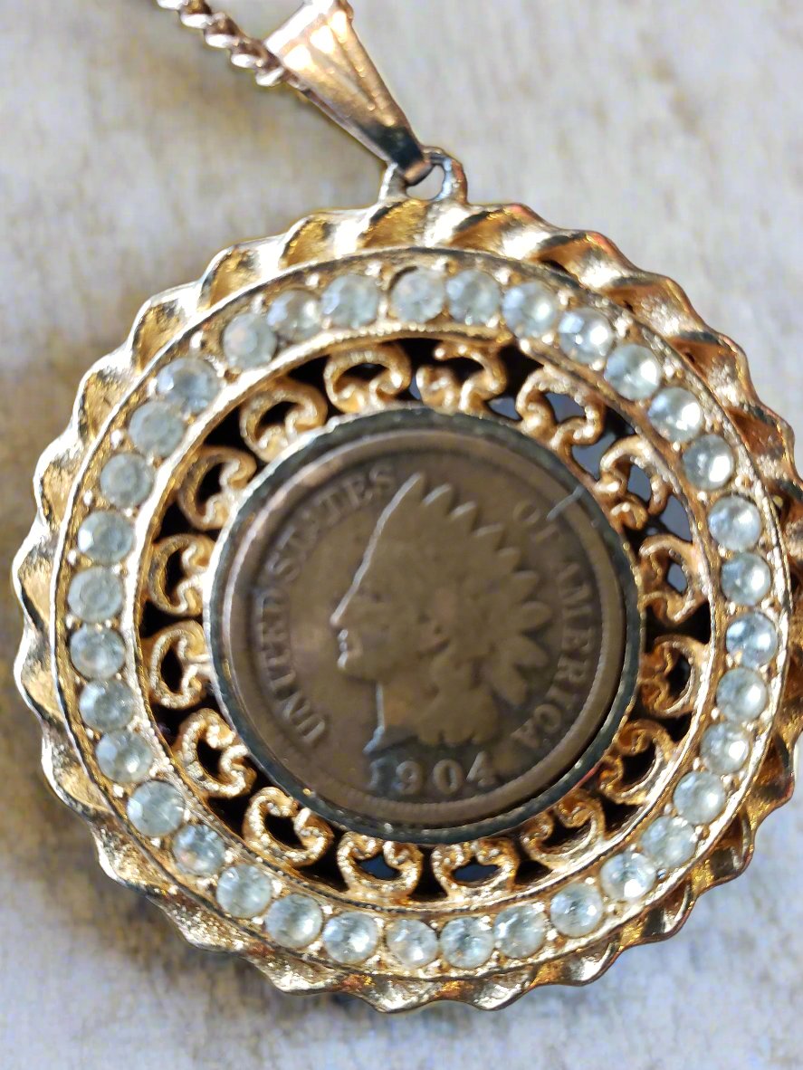 1904 Penny medallion pendant on 24 inch chain