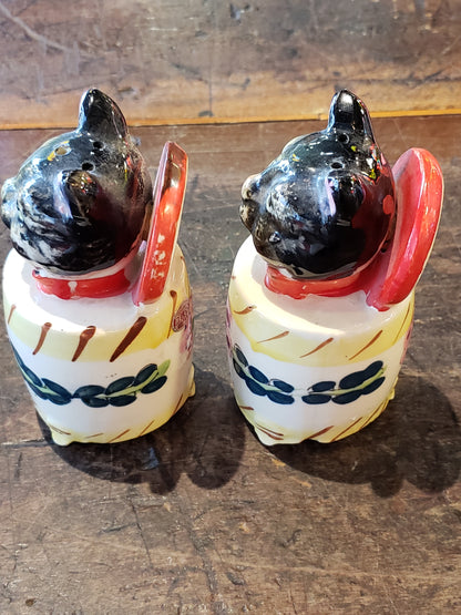 Squeaker Cat salt pepper shaker set