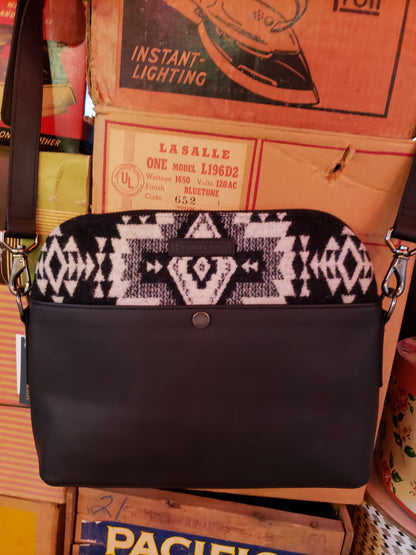 Pendleton Crossbody Handbag in Rock Point Black