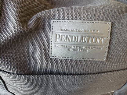 Pendleton Weekender Bag in Rock Point Black