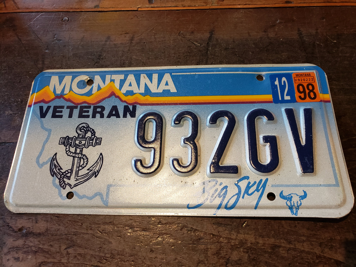 Montana NAVY Veteran license plate 932GV