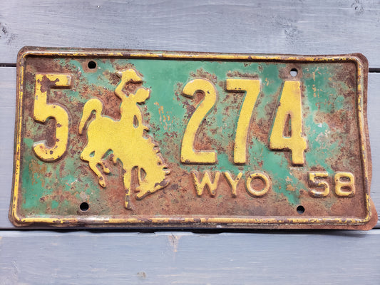 1958 Wyoming License Plate 5 274