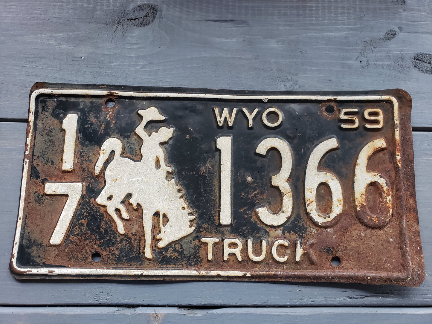 1959 Wyoming TRUCK license plate 17 1366