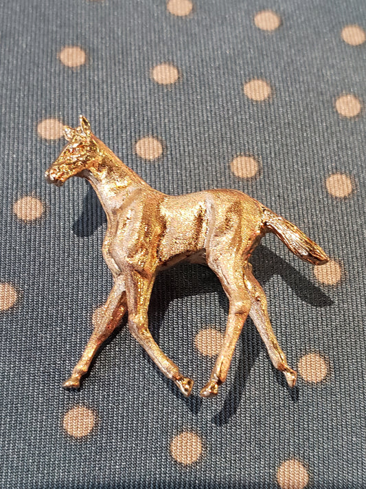 14K Yellow Solid Gold Horse Brooch