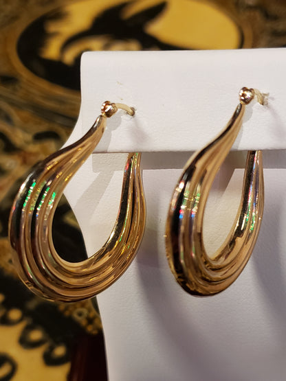 14K Yellow Gold Hoop earrings