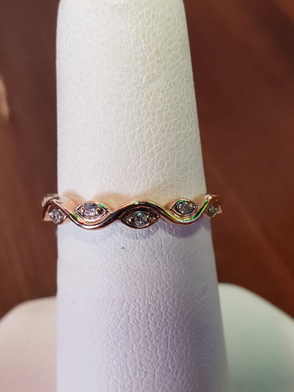 10K Rose Gold diamond ring