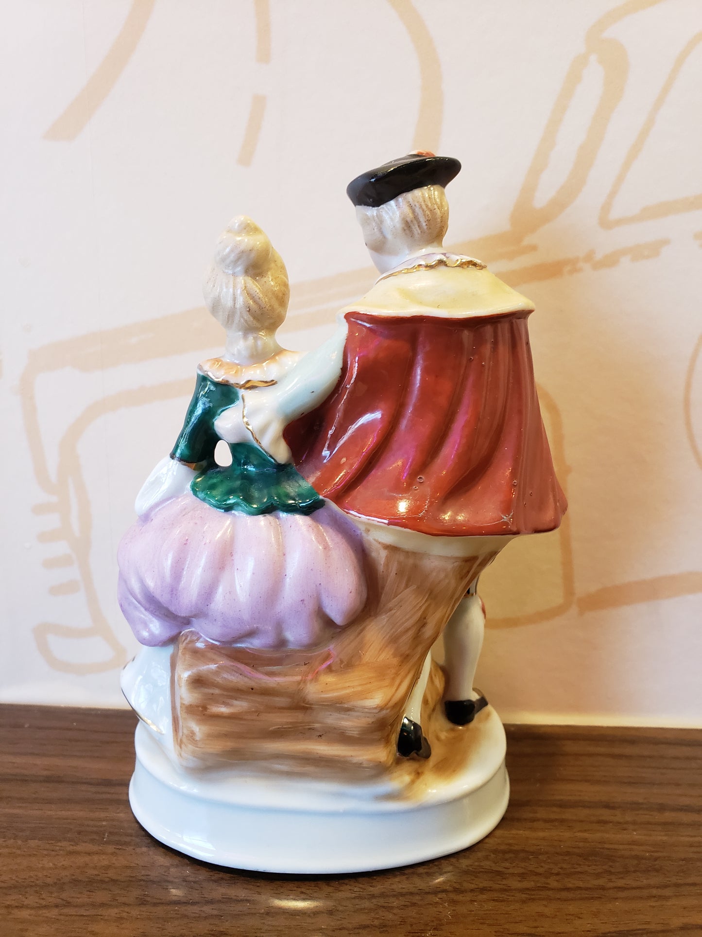 Victorian Couple figurine