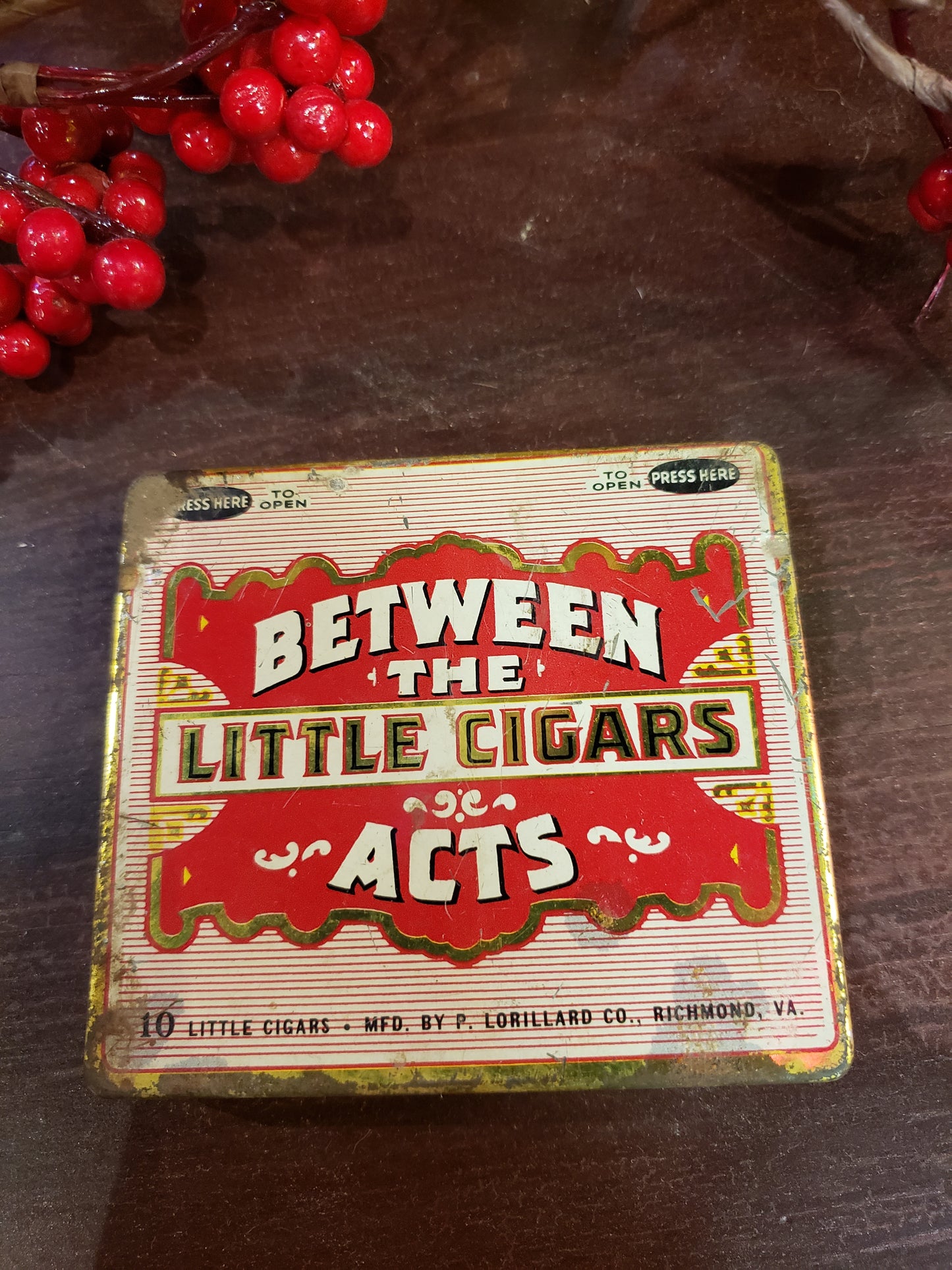 Between the Acts Little Cigars Tin