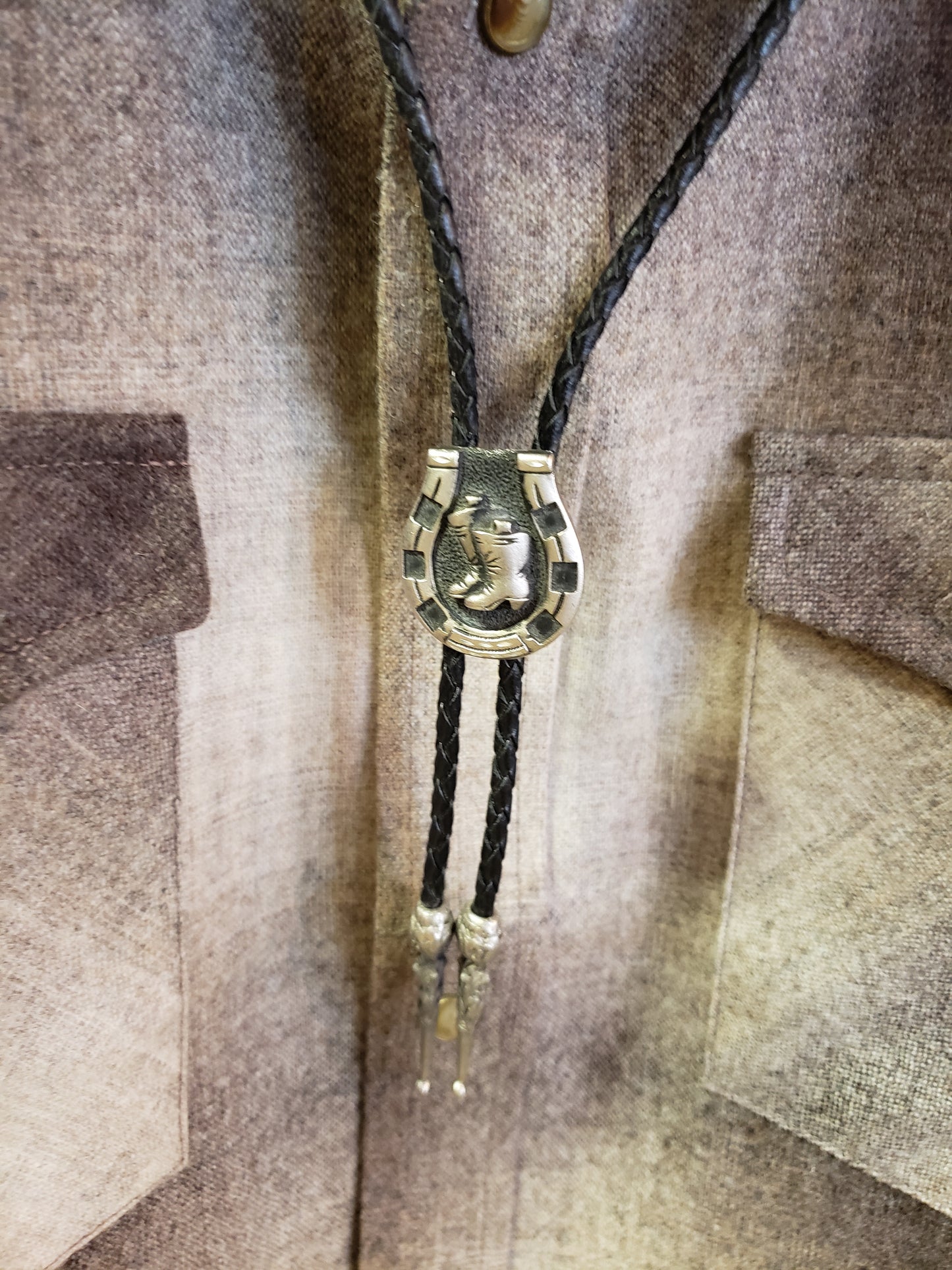 Horseshoe Bolo Tie