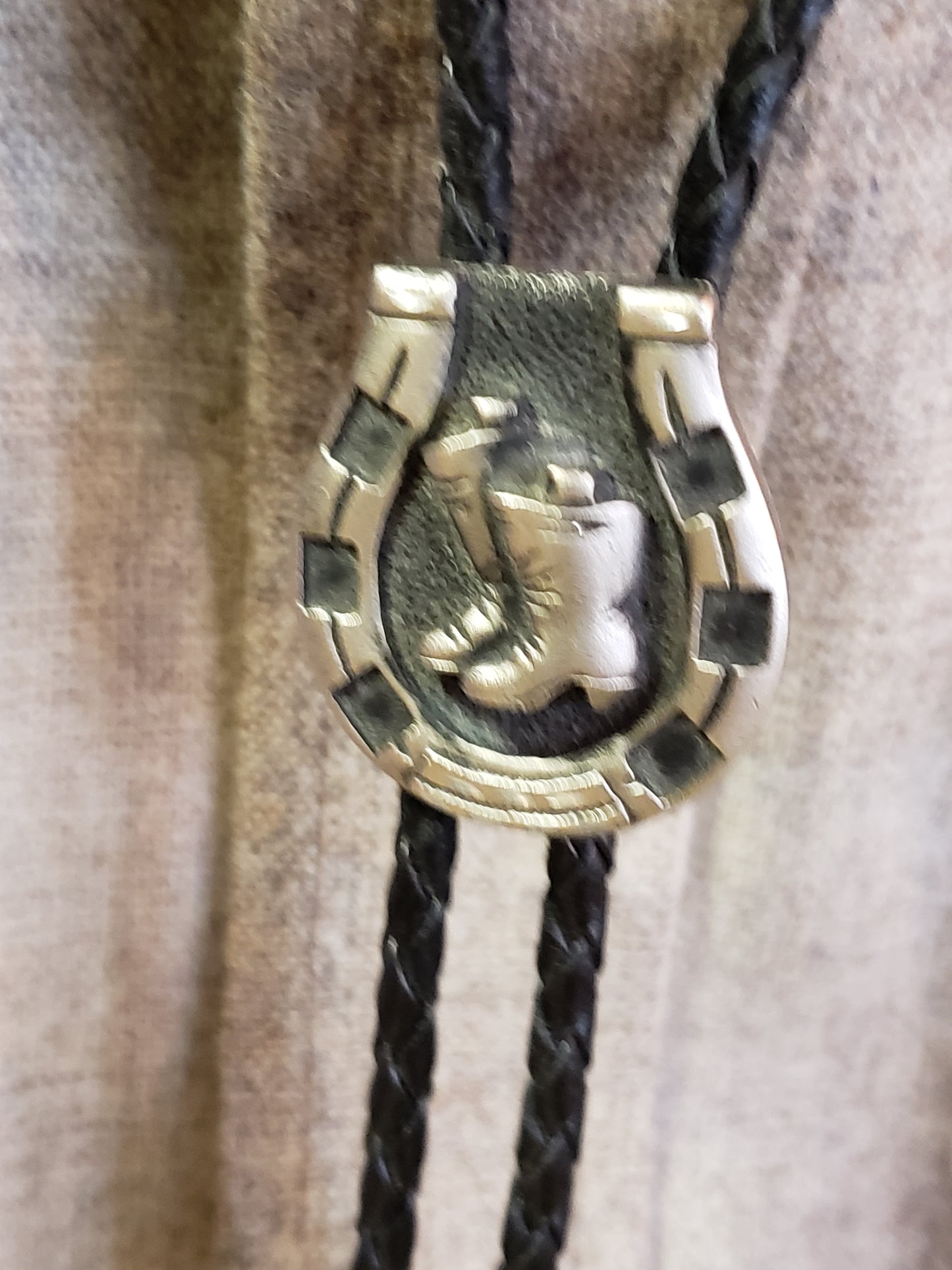 Horseshoe Bolo Tie