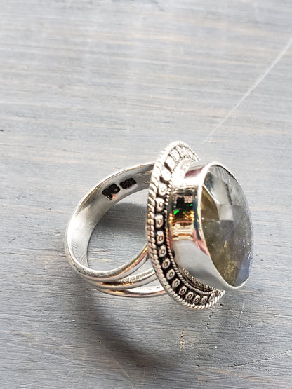 .925 Sterling Labradorite size 7.5 ring