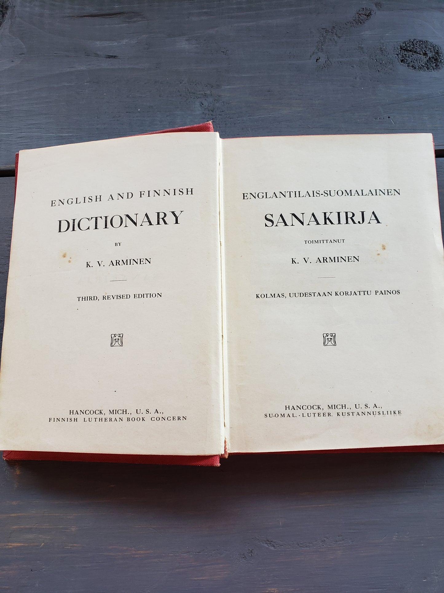 SANAKIRJA English to Finnish dictionary (1914)