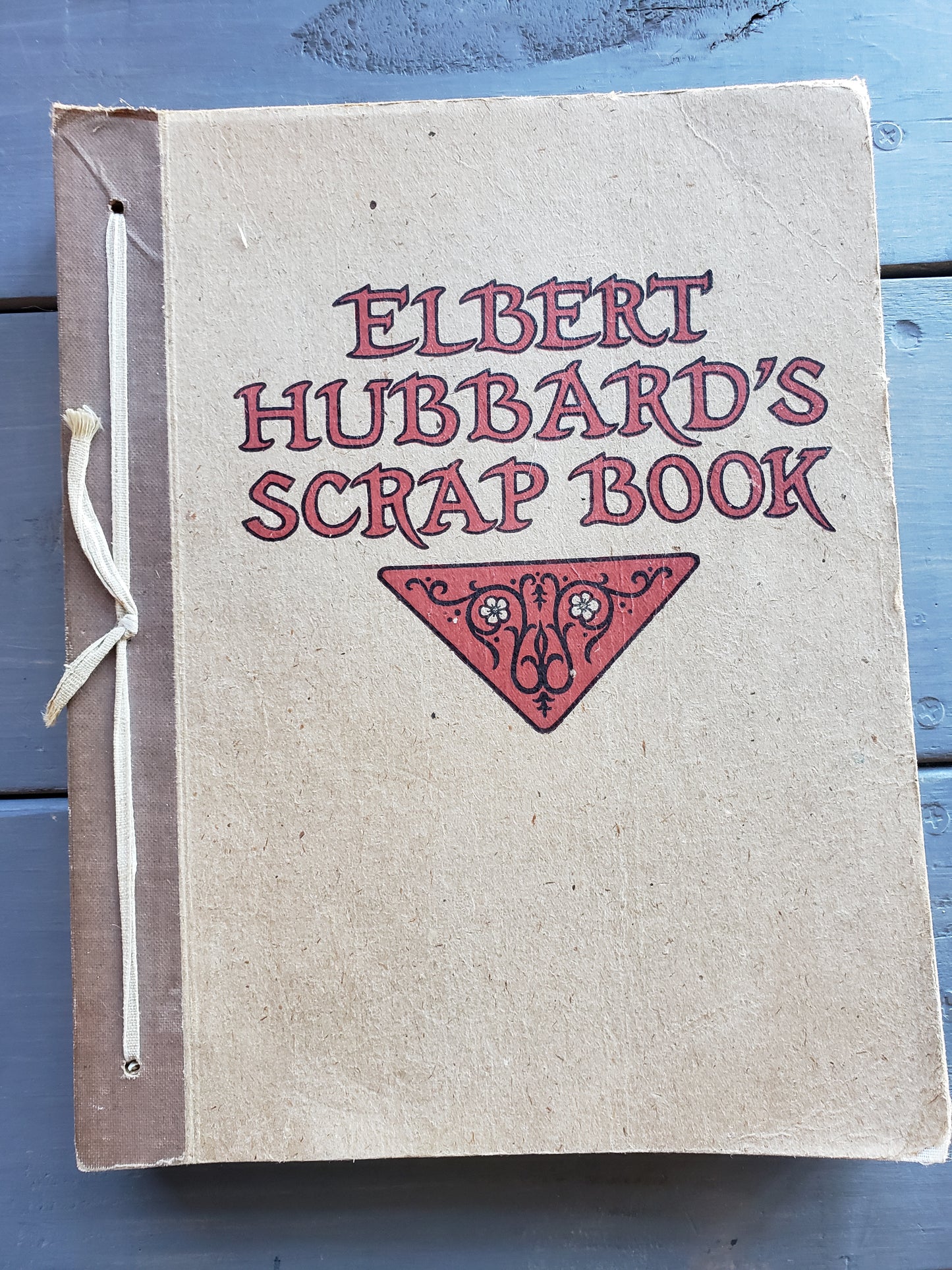 Elbert Hubbard's Scrap Book (1923)