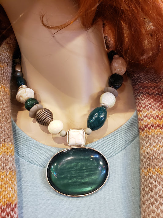 Chico's Green and Goldtone bead necklace