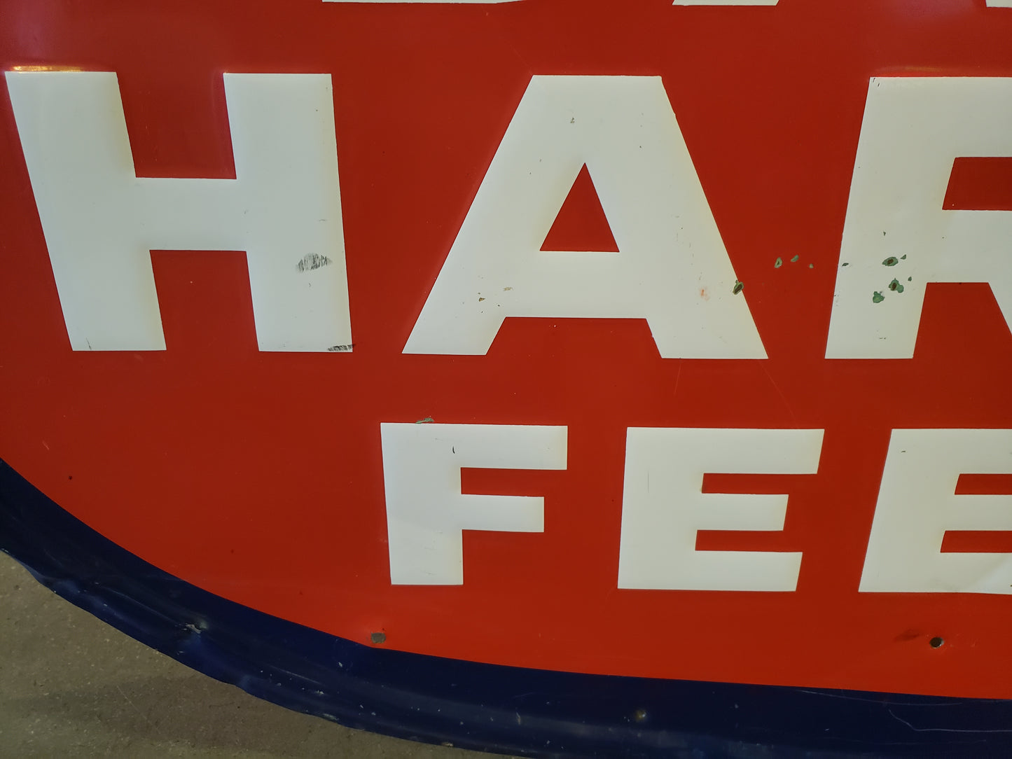 David Harum Feeds sign