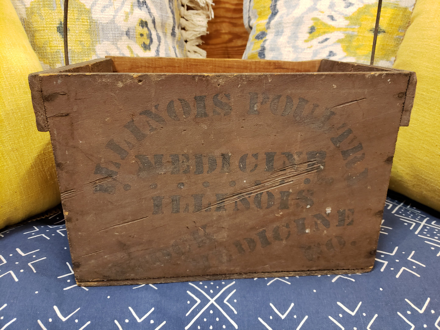 Illinois poultry medicine crate