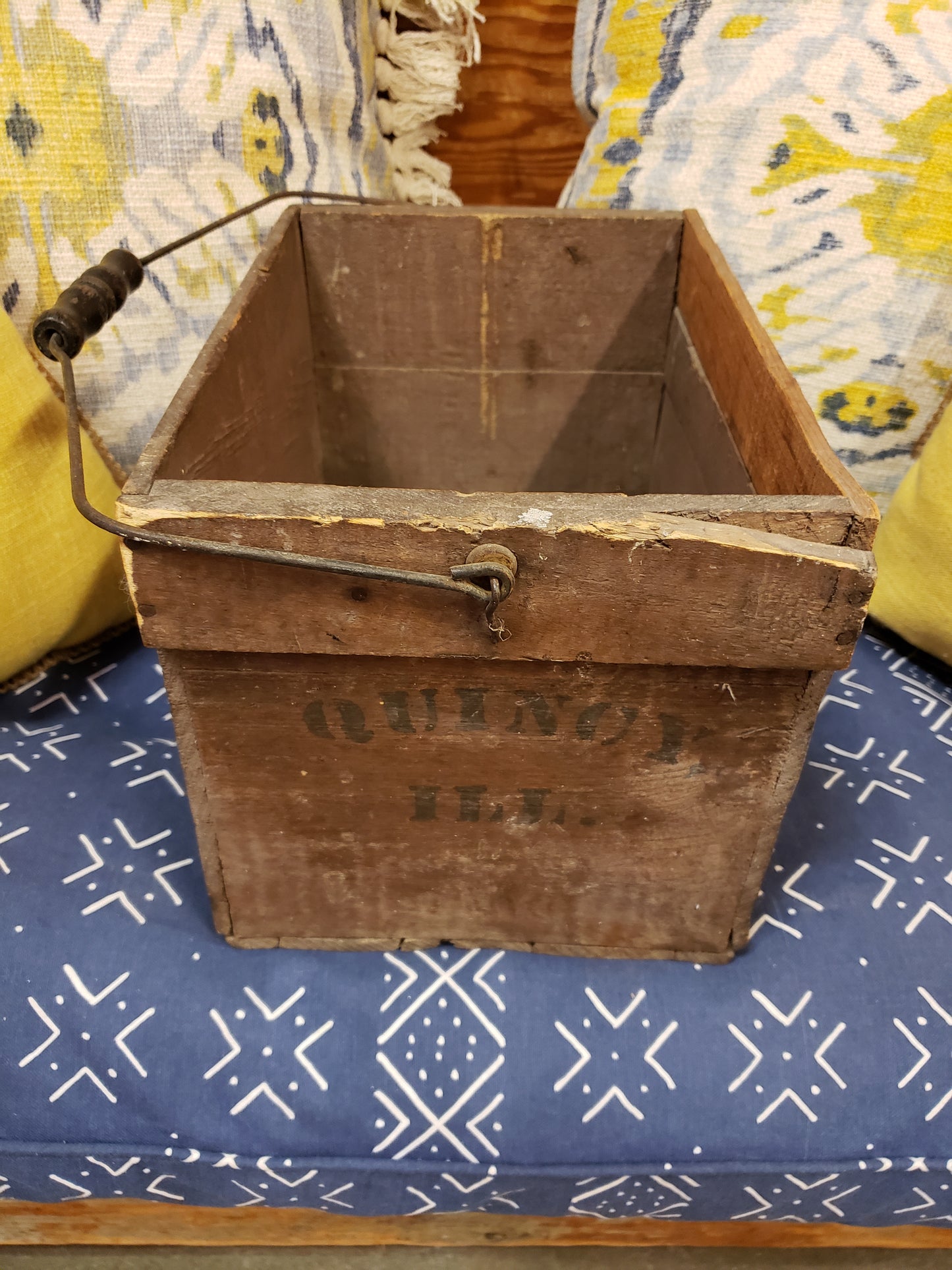 Illinois poultry medicine crate