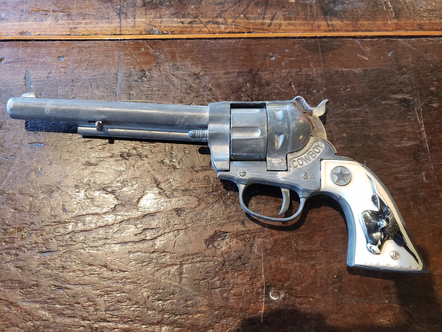 COWBOY toy pistol