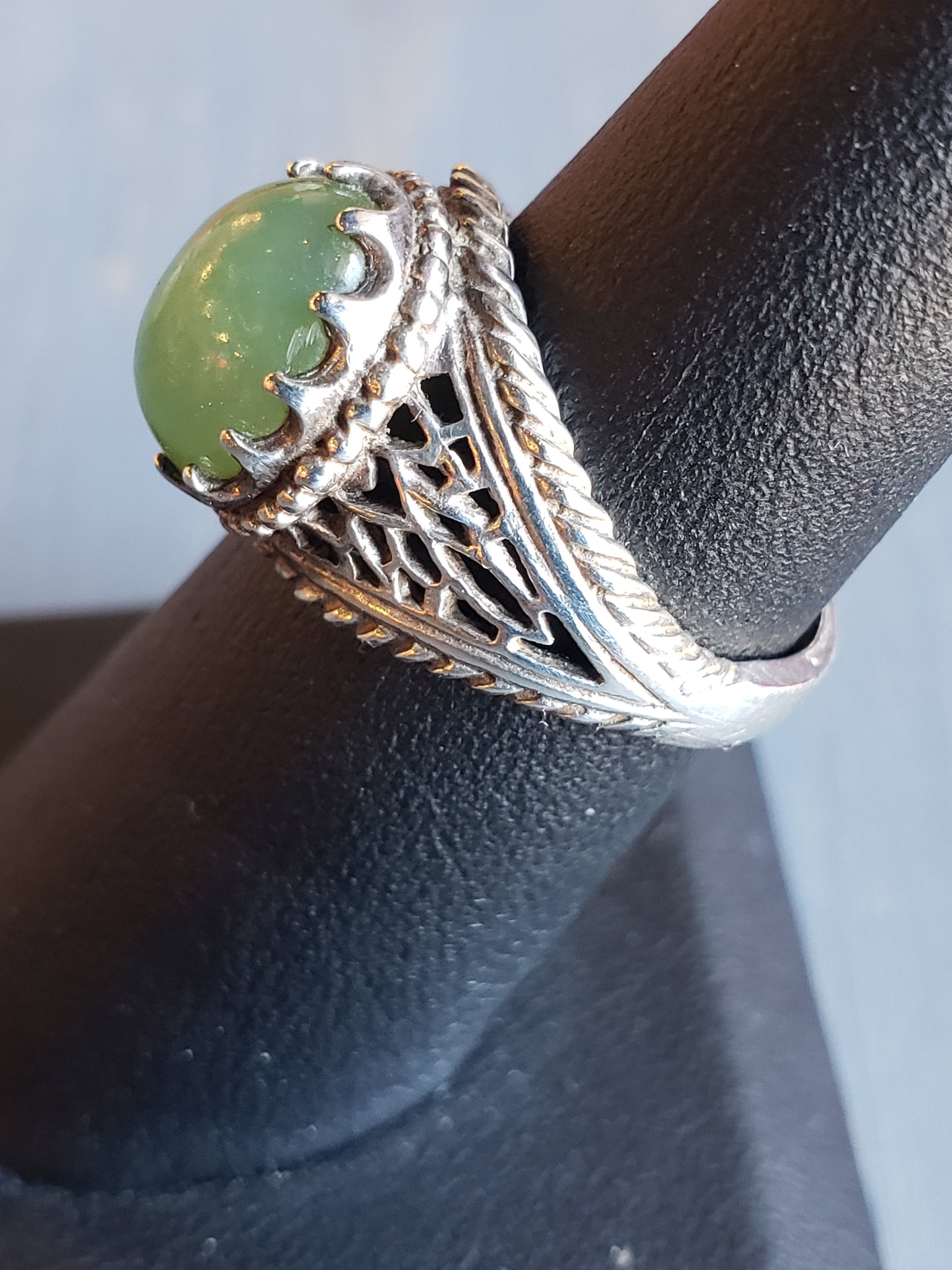 Sterling Jade ring size 7.5