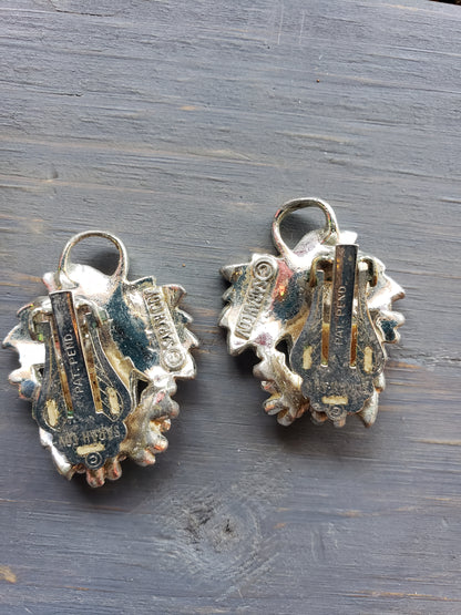 Sarah Coventry White Leaf Necklace and Clip on Earring Set