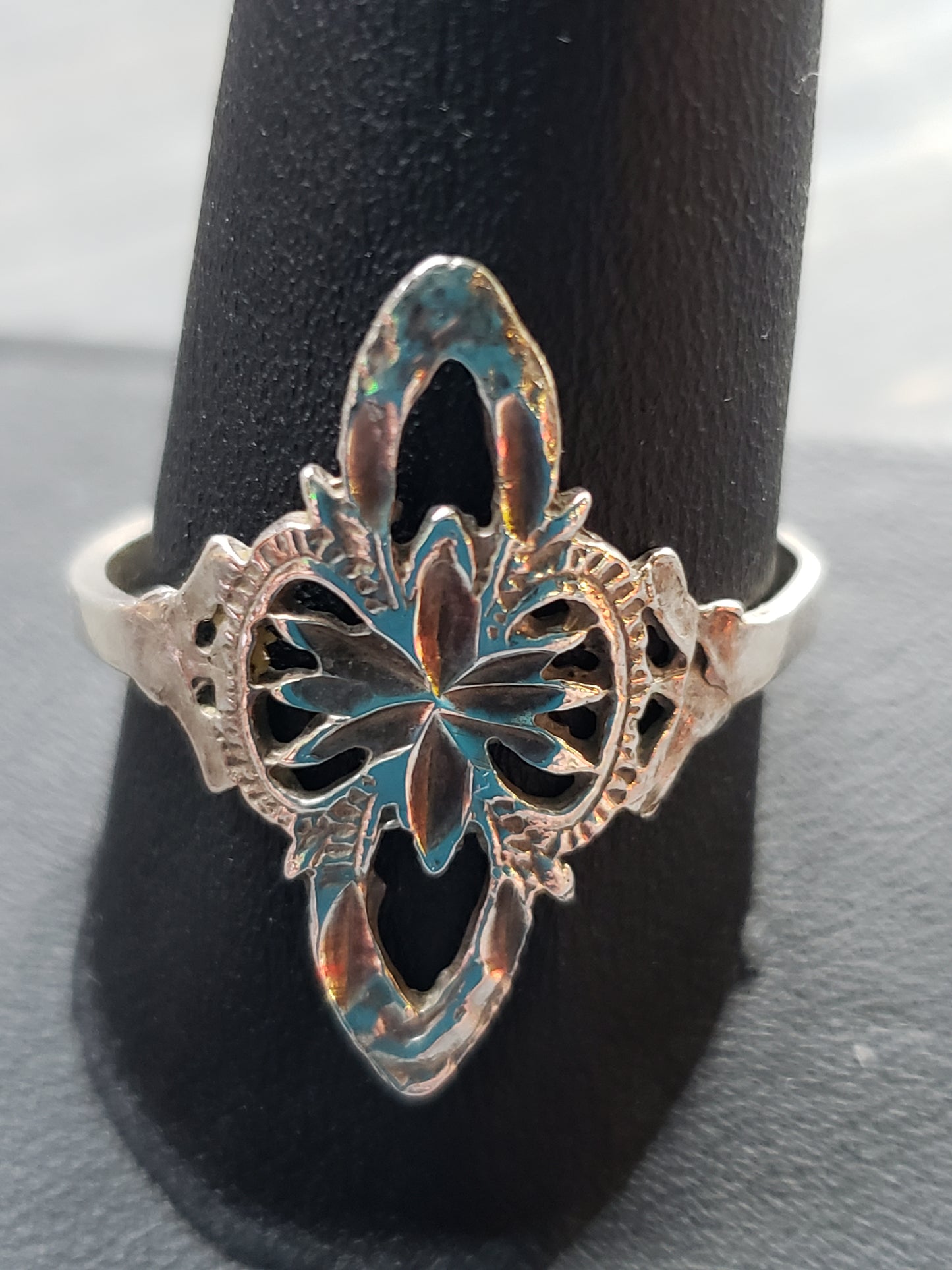 Size 11 silver filigree ring