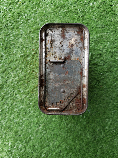 Crown Colony Paprika tin
