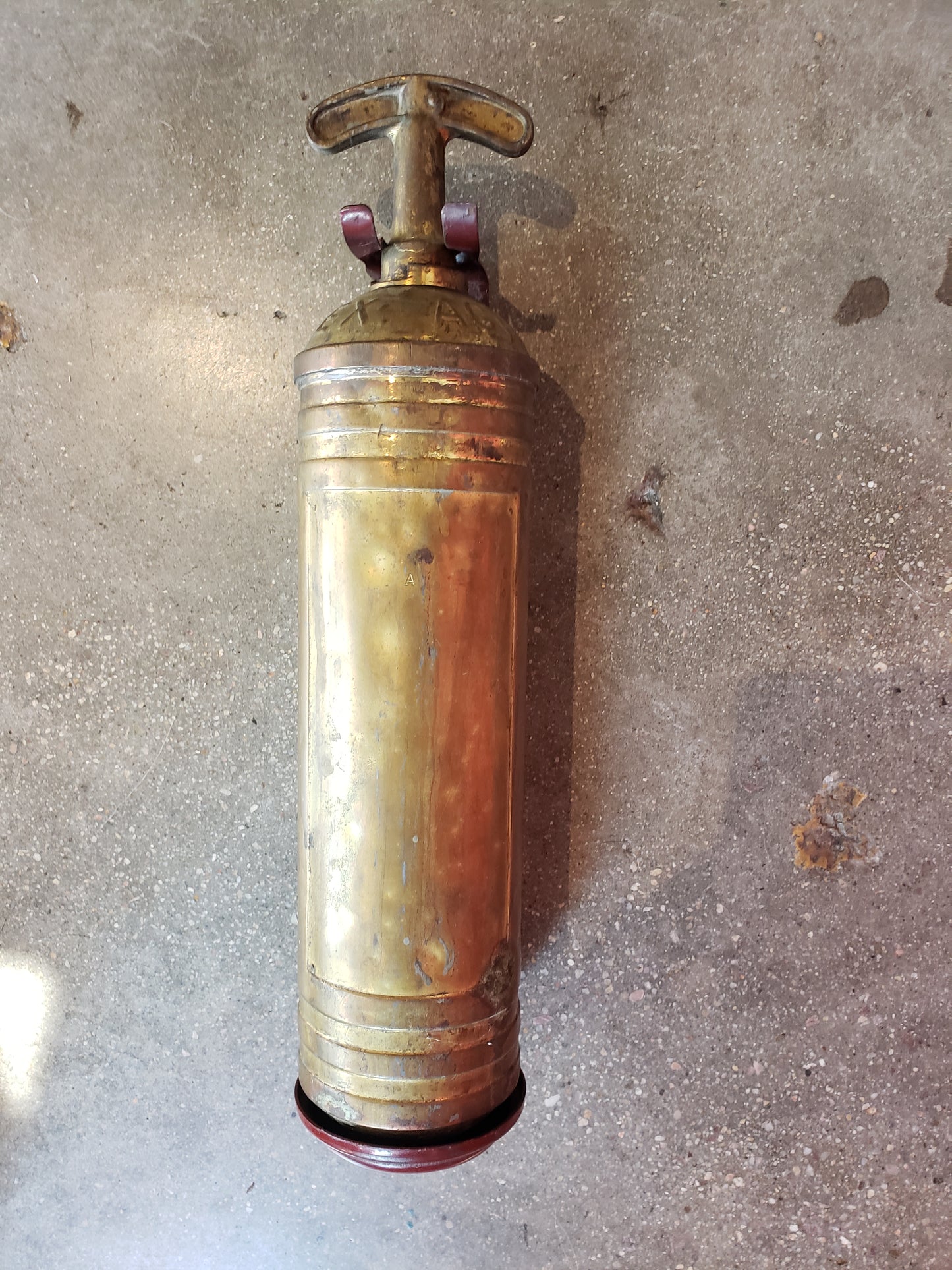 Vintage Automobile fire extinguisher with mount
