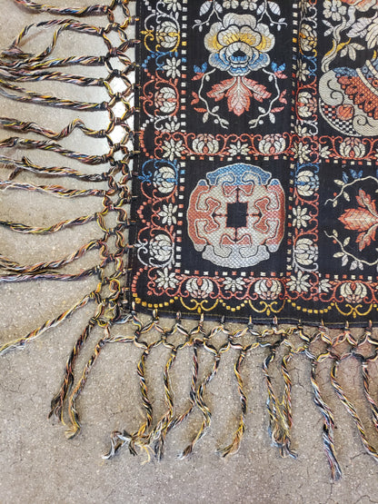 Vintage fringed boho brocade shawl/tablecloth/tapestry