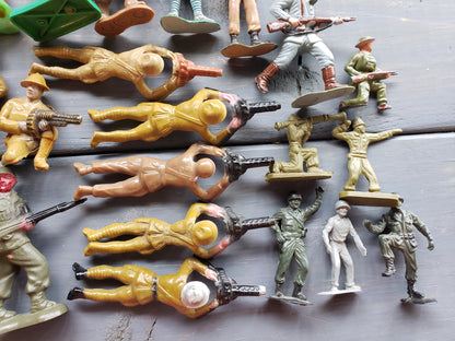 31 toy soldiers