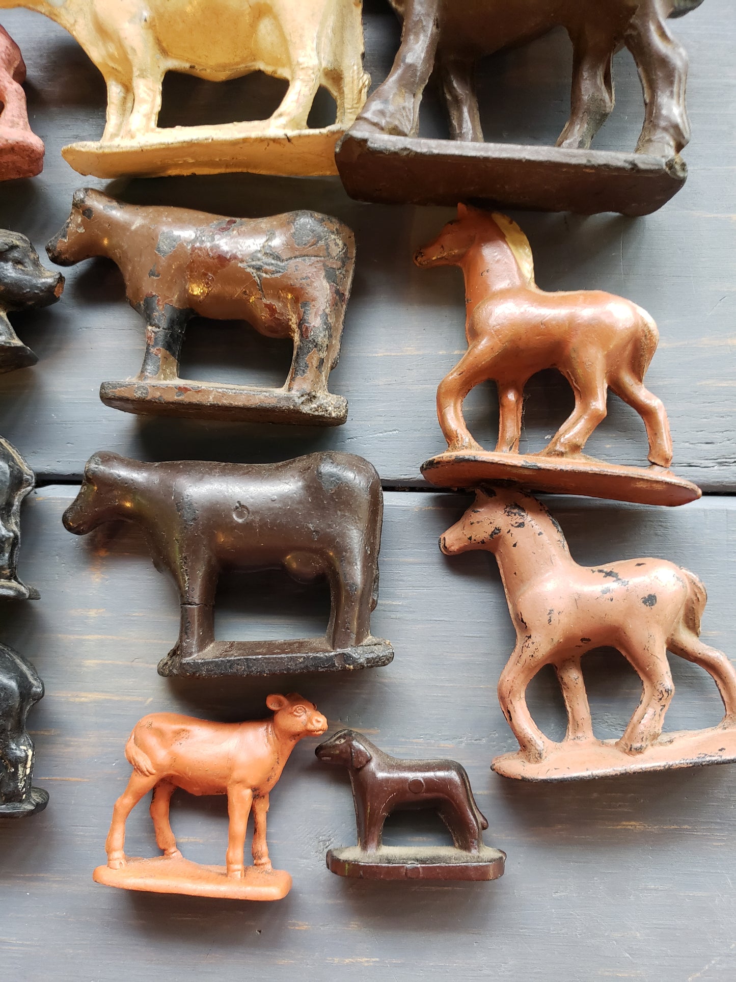 Auburn 22 pc rubber farm animal set