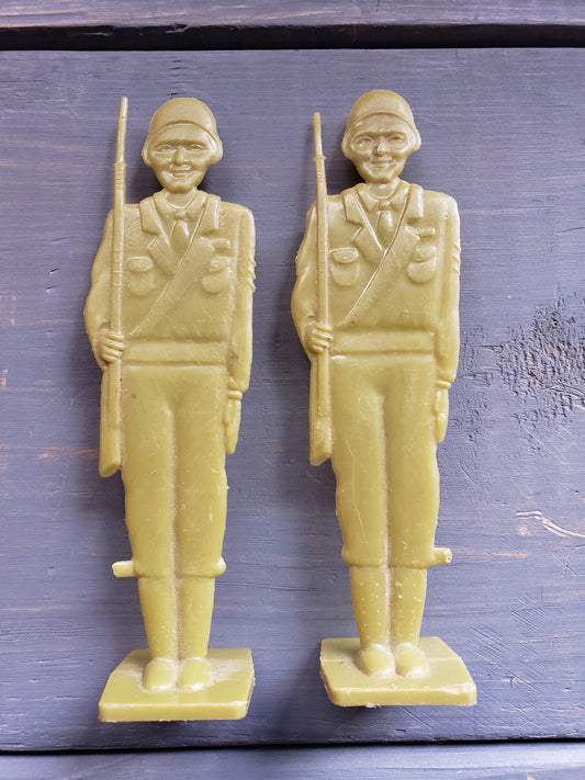 Pair of Tan Standing Toy WWII Soldiers