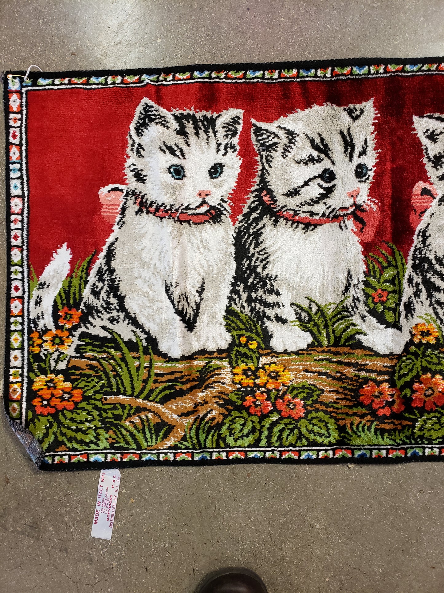 White Kittens vintage tapestry 19.25 x 39"