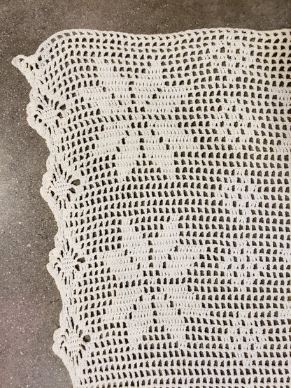 Snowflake Design Crochet Table Runner