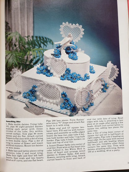 Celebrate! IV Wilton cake decorating book