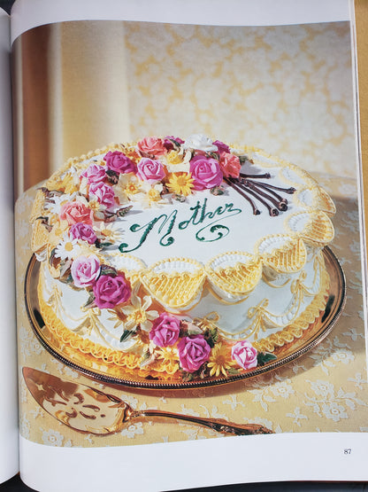 Celebrate! V by Wilton cake decorating book (1978)