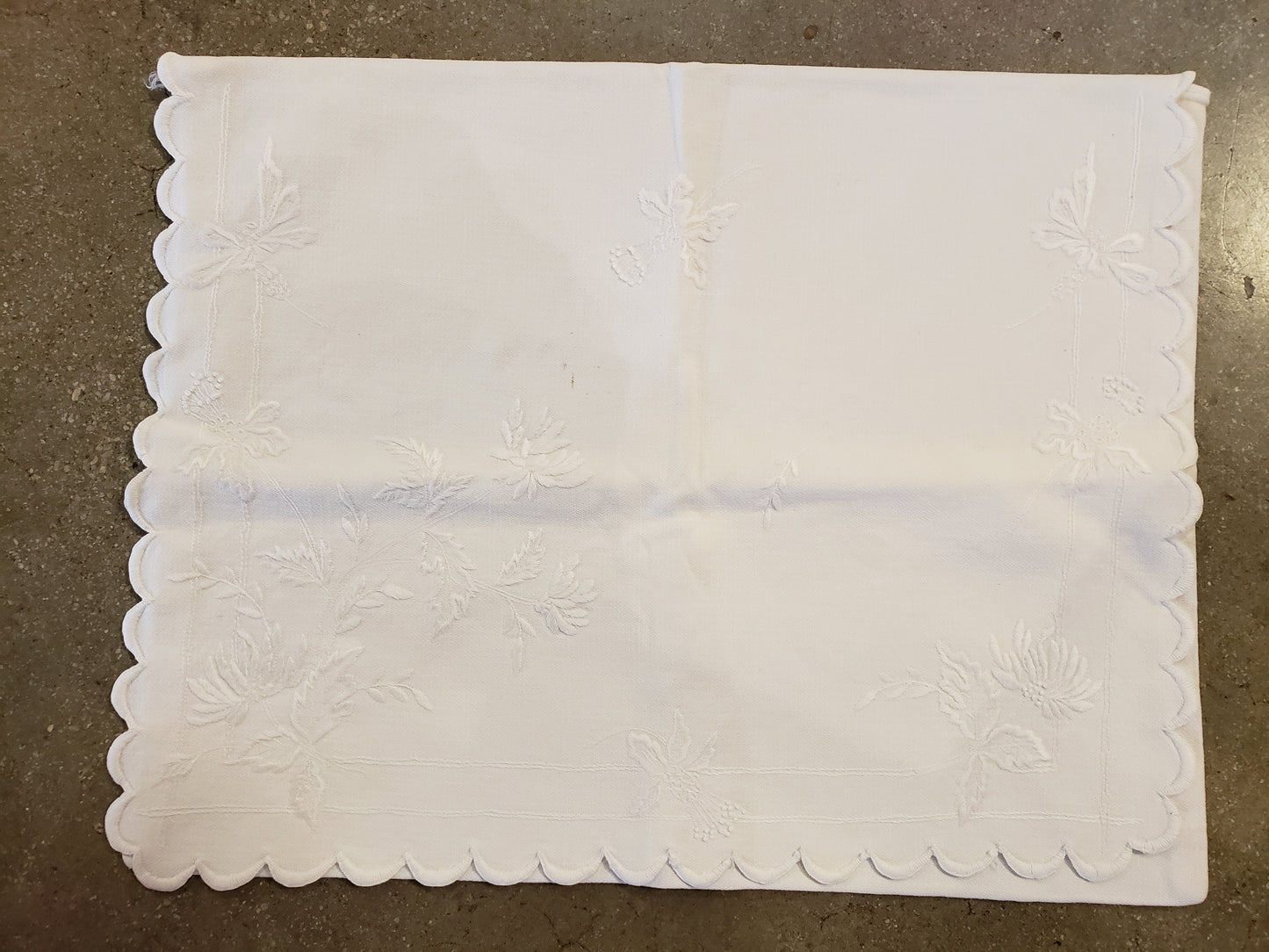 Embroidered Irish Linen lingerie bag VINTAGE