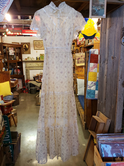 Size 5 VINTAGE White Dress Purple Flowers