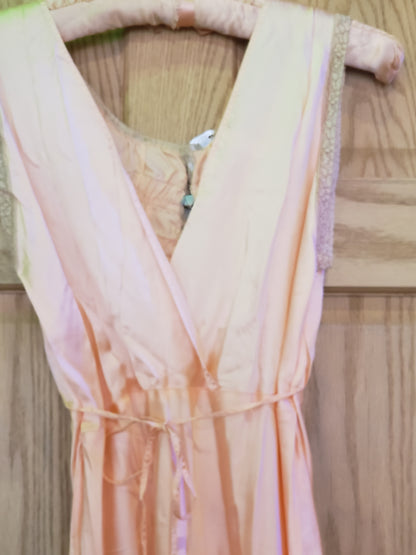 Queen Mary SMALL vintage nightie with padded hanger