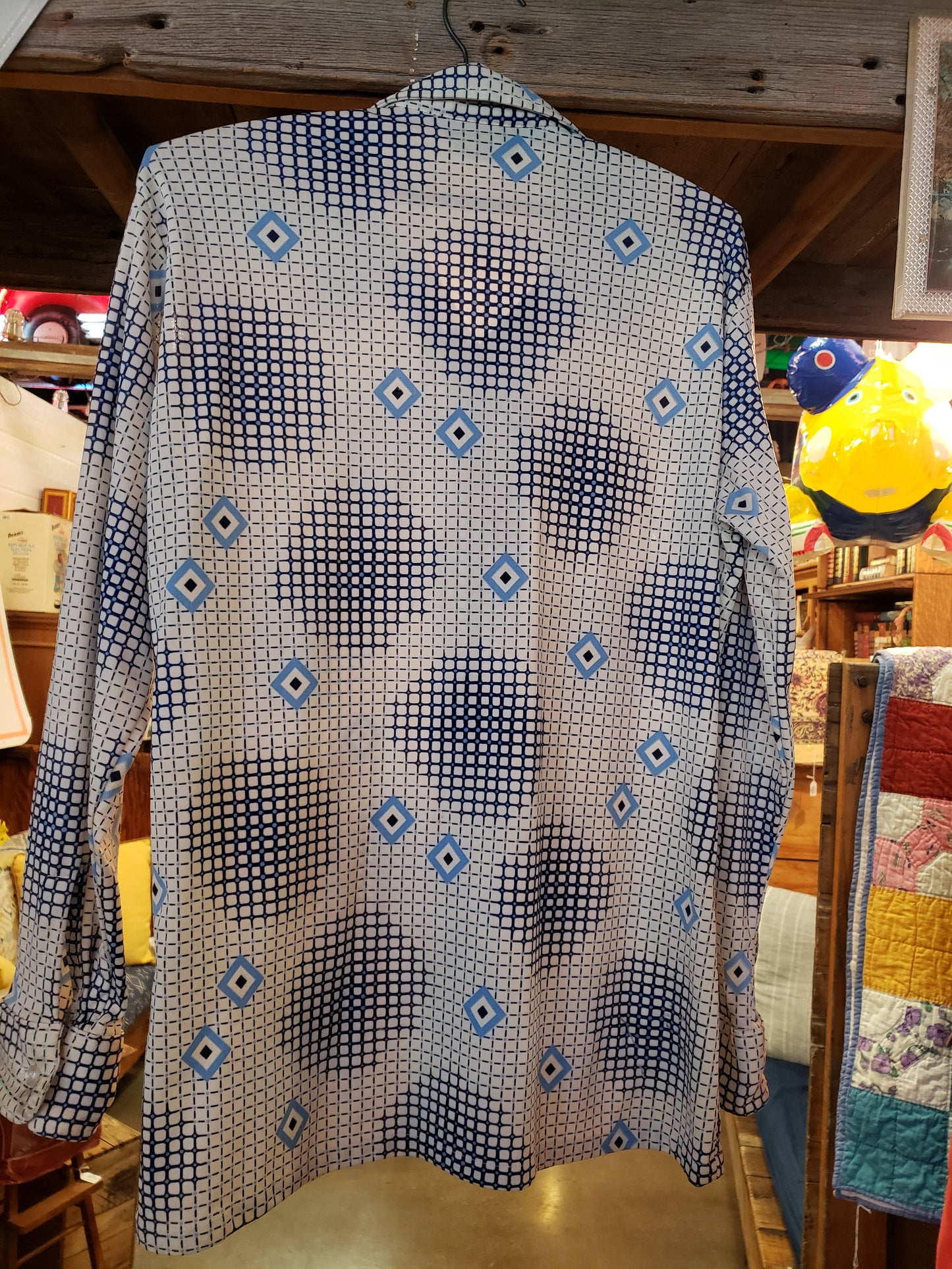 SIZE Large 70's style men's shirt white blue