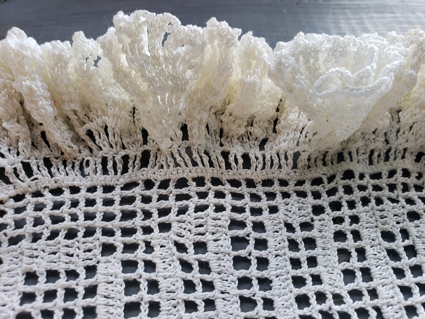 BREAD doily (vintage crochet)