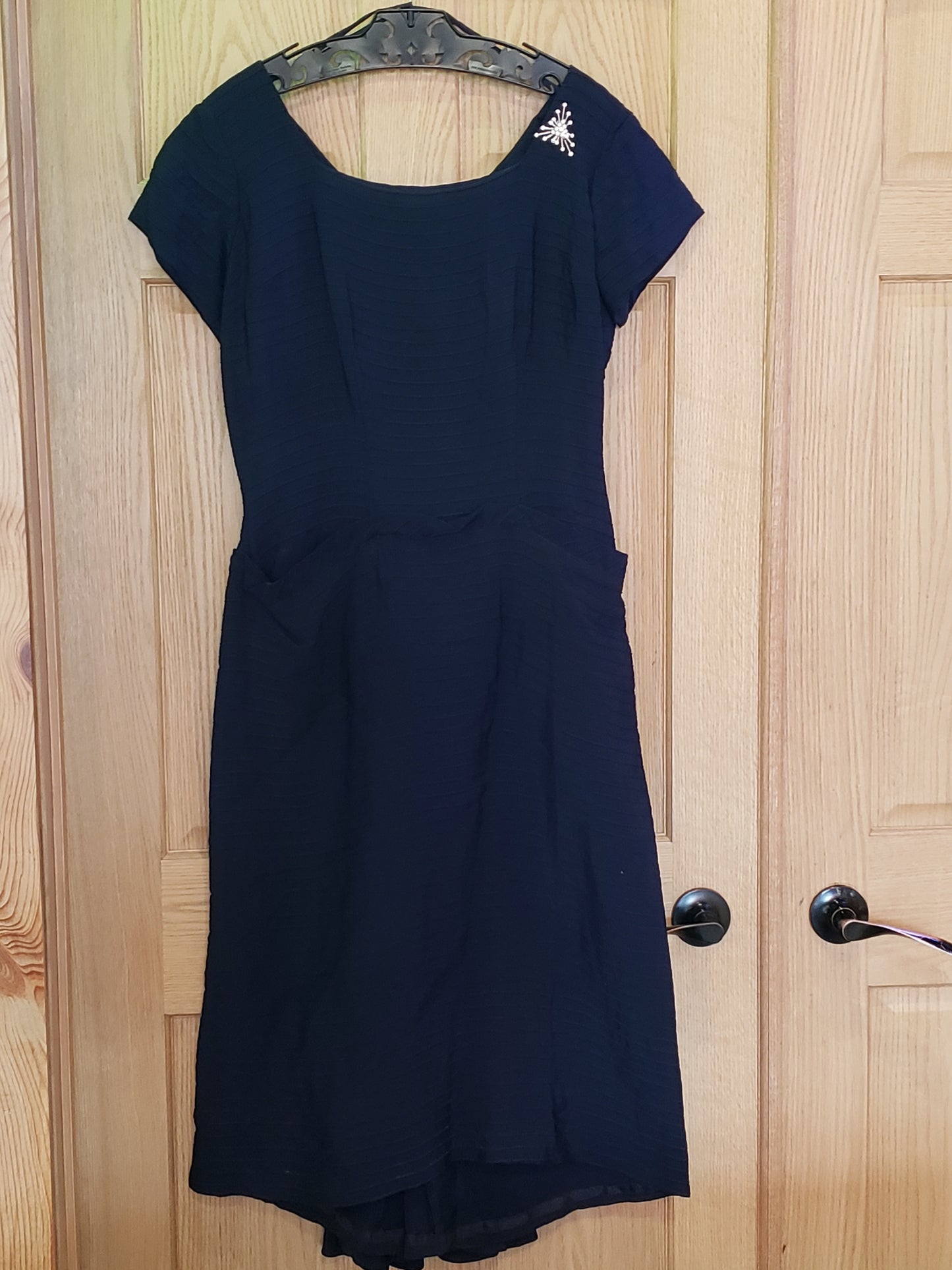 Rona Presents a Joan Doris Fashion Blue Dress size 8