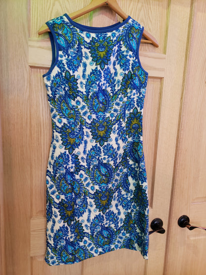 Blue Paisley size 11 vintage sheath dress