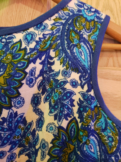 Blue Paisley size 11 vintage sheath dress