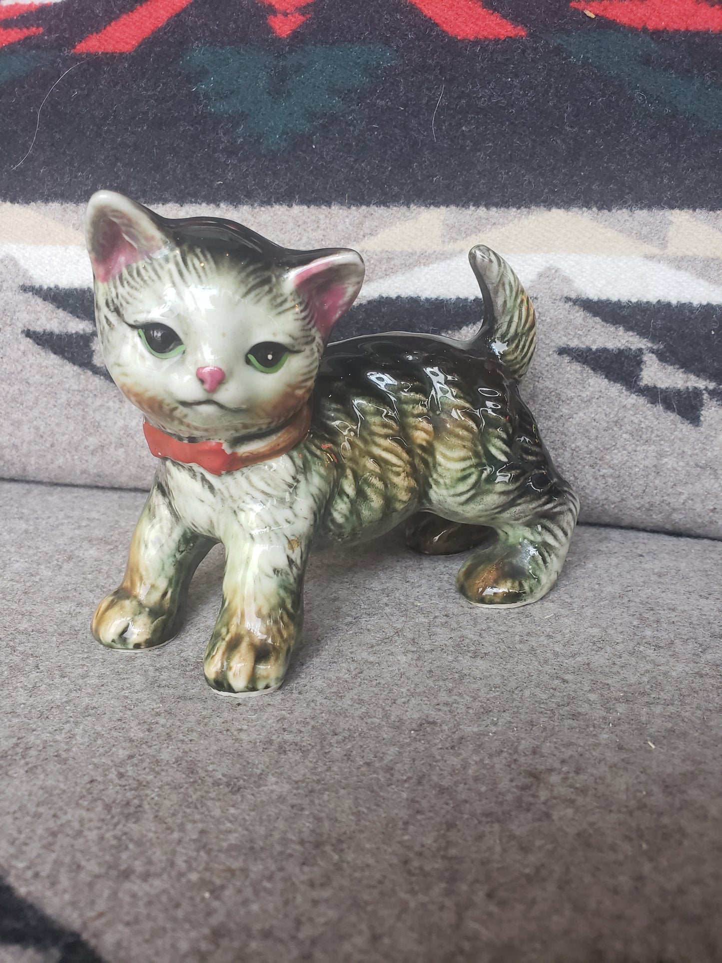Ceramic gray tabby cat