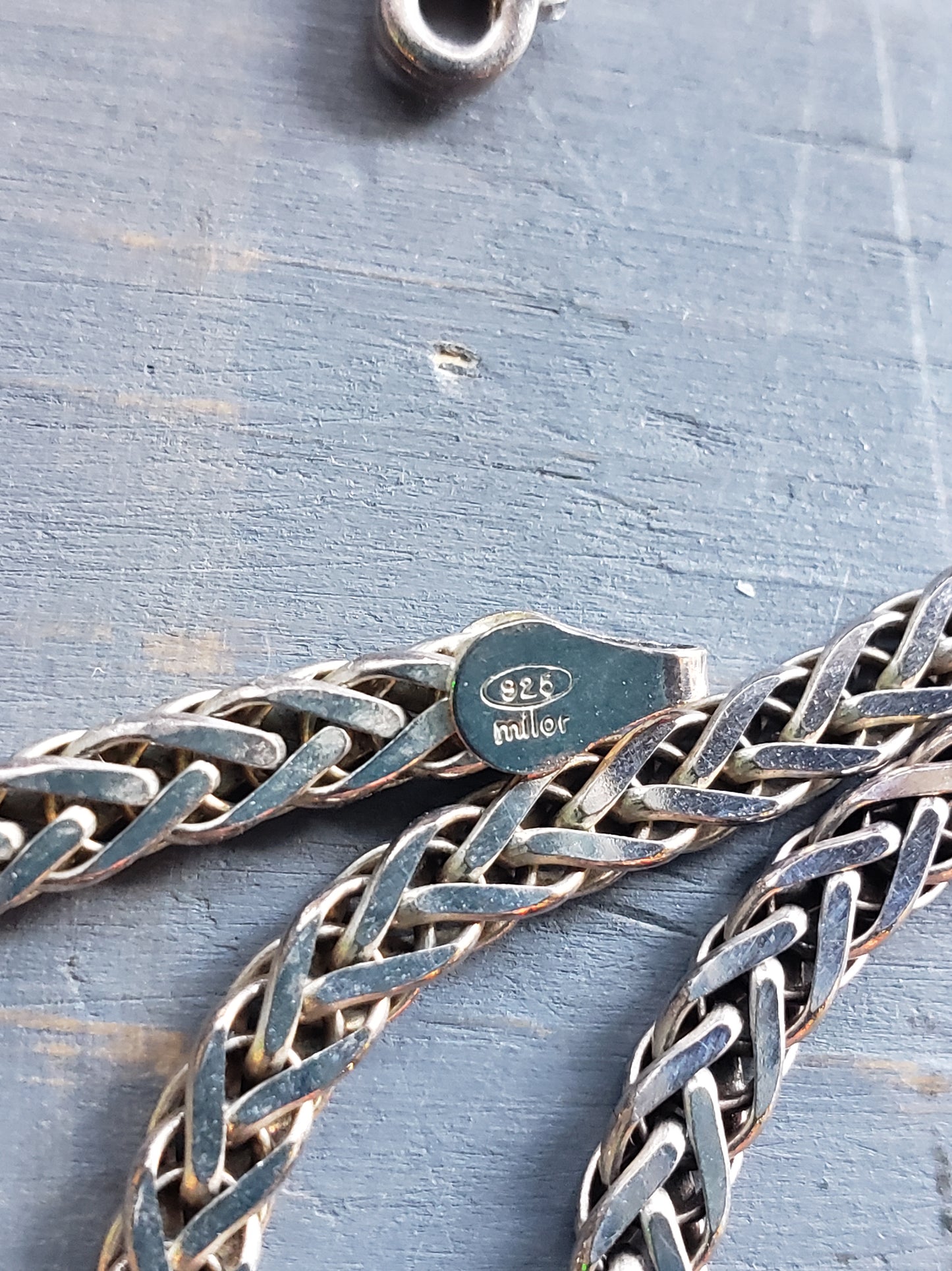 APATITE Pendant / .925 36 inch MILOR Italy Chain
